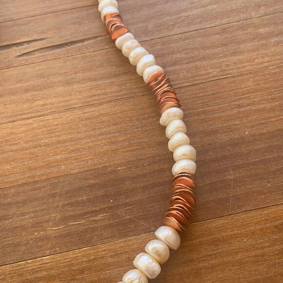 Gorgeous pearl and copper Strand - Picture 9 of 9